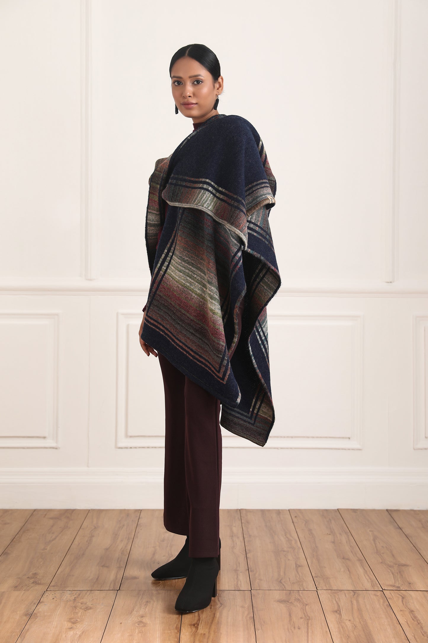 Bull’s Eye Reversible Cape