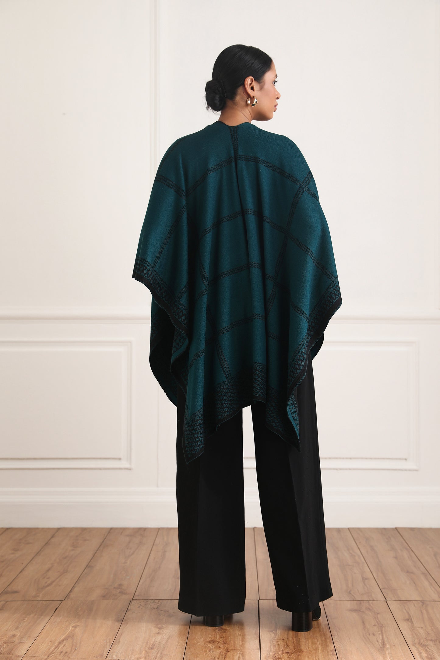 Sabrina Reversible Cape