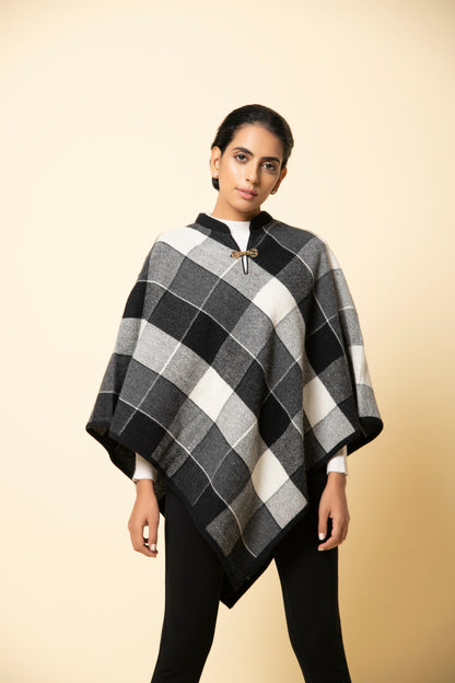 Wheat Bran Collared Poncho