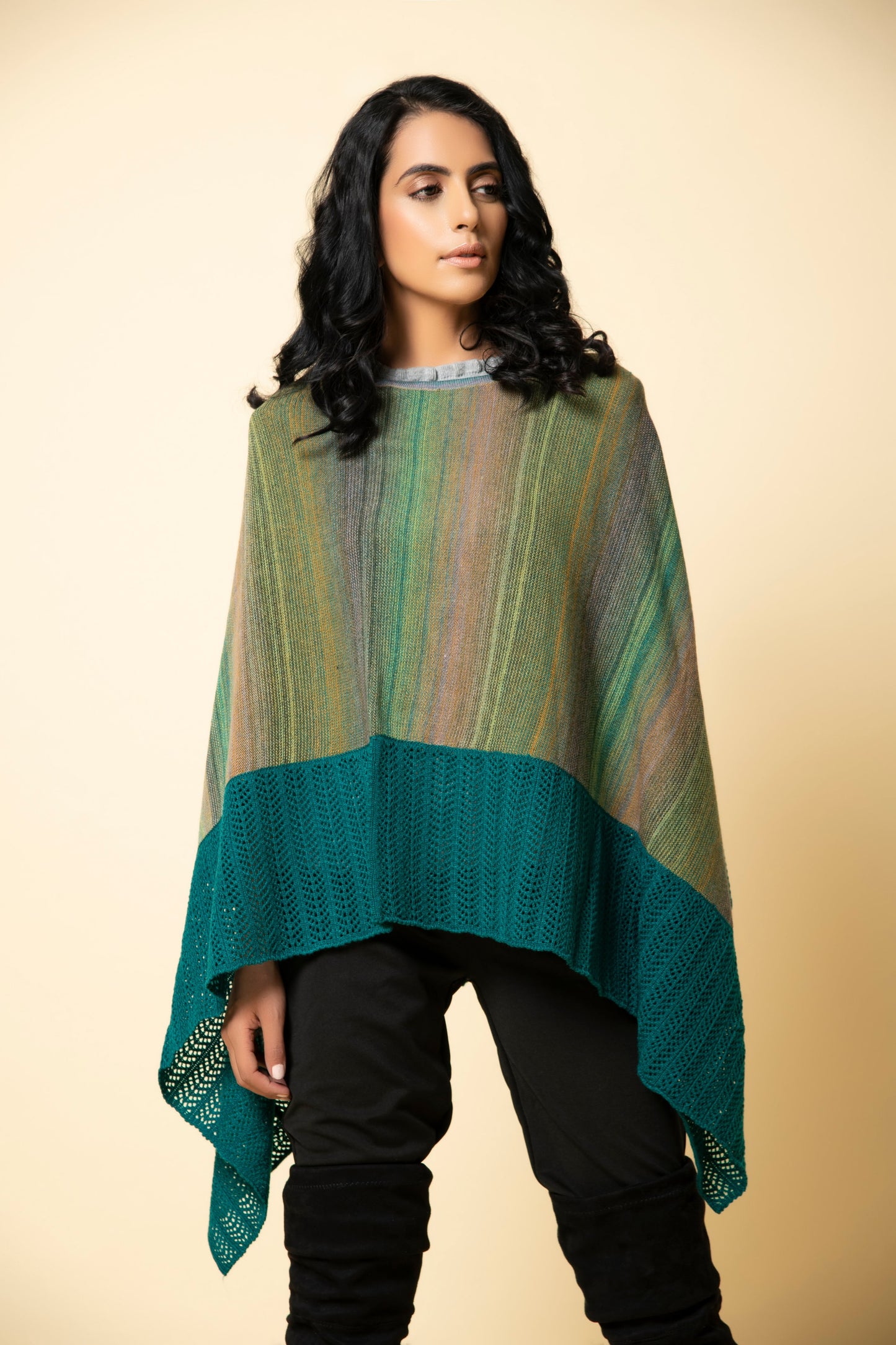 Green Magpie Ombre Poncho