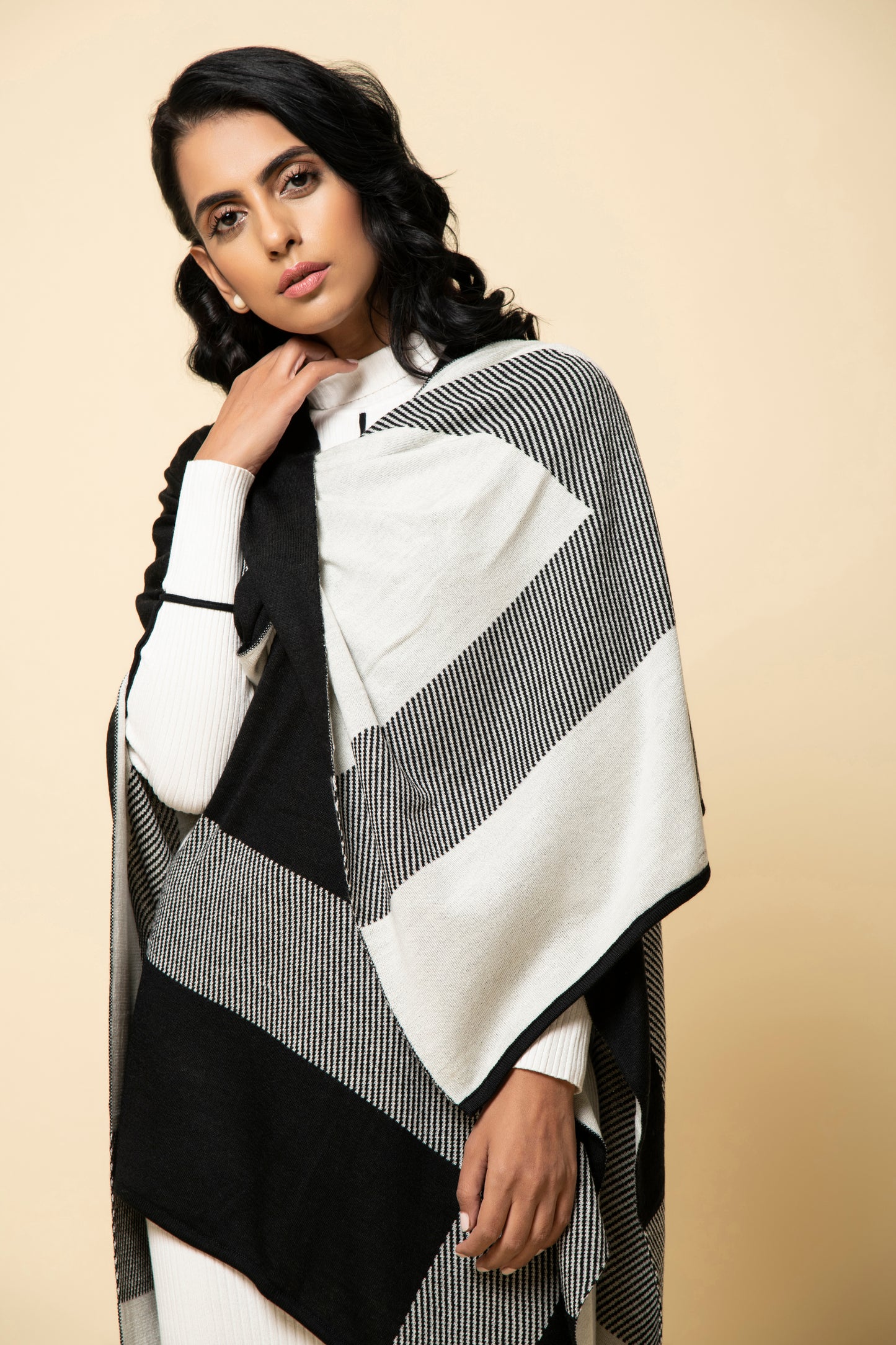 Yin & Yang Reversible Cape