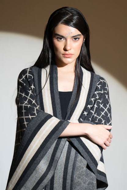 Tahitian Pearl Checkered Cape